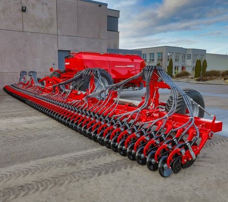 Avatar 18 M  HORSCH