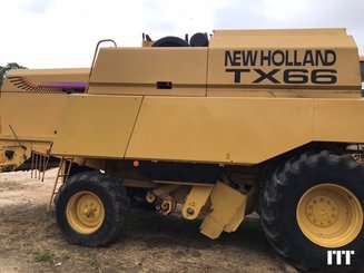 Moissonneuse batteuse New Holland TX 66 - 2