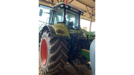 Tracteur agricole Claas ARION 630 - 12