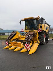 Moissonneuse batteuse New Holland CX 8070 - 1