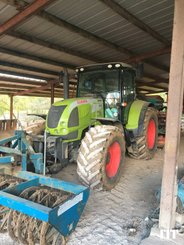 Tracteur agricole Claas ARION 640 - 1