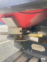 Distributeur d'engrais Kverneland GEOSPREAD - 14