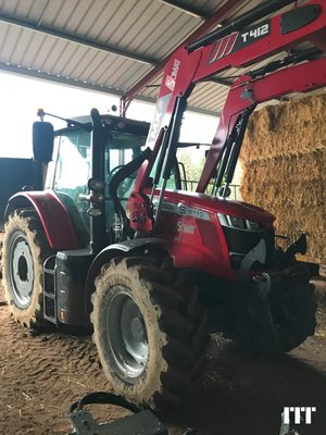 Tracteur agricole Massey Ferguson MF 6S - 1
