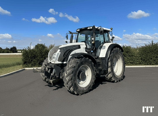 Tracteur agricole Valtra T213 - 1