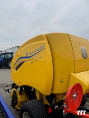 Presse à balles rondes New Holland ROLLBELT 180 - 1