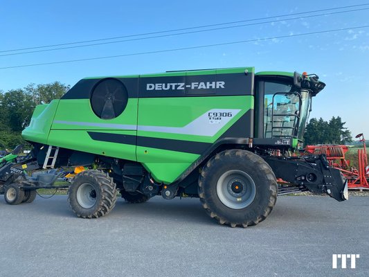 Moissonneuse batteuse Deutz-Fahr C9306 - 1