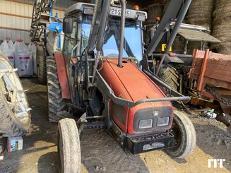 Tracteur agricole Massey Ferguson 4220 - 1