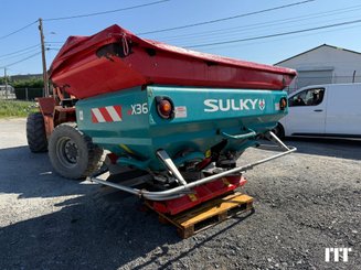 Distributeur d'engrais Sulky X36 - 1