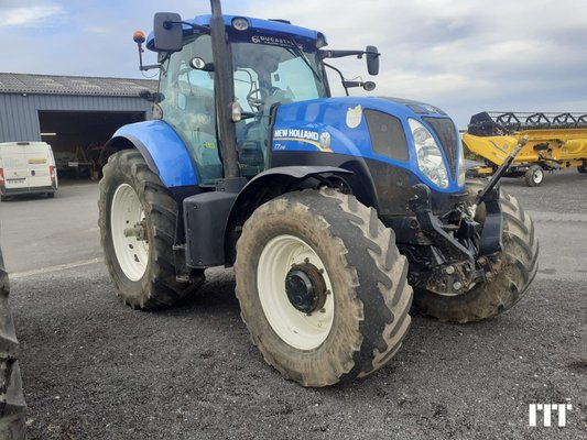 Tracteur agricole New Holland T7.210 - 1