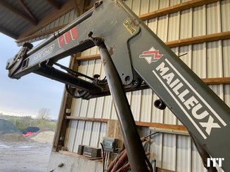 Tracteur agricole Massey Ferguson 4220 - 3