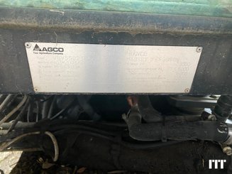 Tracteur agricole Massey Ferguson 5613 - 3