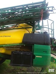Pulvérisateur traîné John Deere 944i - 4