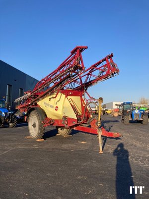 Pulvérisateur traîné Hardi NAV4000 - 1