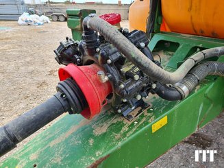 Pulvérisateur traîné Amazone UX 3200 - 4