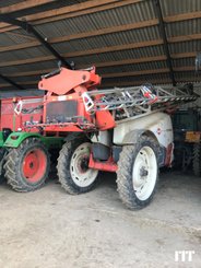 Pulvérisateur traîné Kuhn TC 3200 - 1