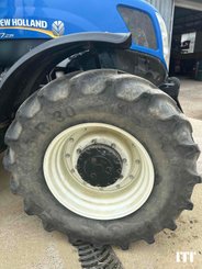 Tracteur agricole New Holland T7.235 SWII - 6
