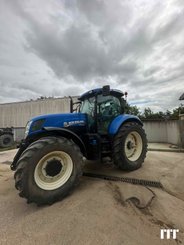 Tracteur agricole New Holland T7.235 SWII - 1