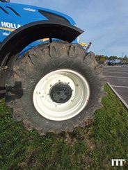 Tracteur agricole New Holland T7.210 AC - 9