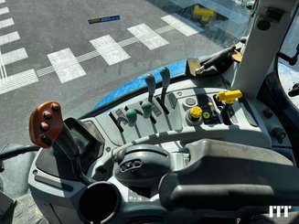 Tracteur agricole New Holland T7.165 S - 4