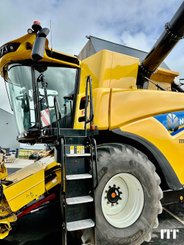 Moissonneuse batteuse New Holland CX 8.70 - 3