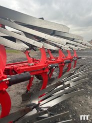 Charrue Gregoire Besson ROVER 70 - 1