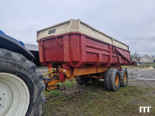 Benne agricole Legrand BL16T - 1