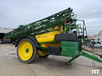 Pulvérisateur traîné John Deere 944i - 1