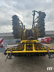 Semoir à grains BEDNAR OMEGA 6000 FERTI - 17