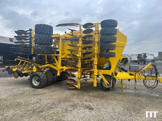 Semoir à grains BEDNAR OMEGA 6000 FERTI - 15