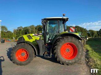 Tracteur agricole Claas ARION 630 - 2