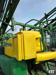 Pulvérisateur traîné John Deere 732 - 7