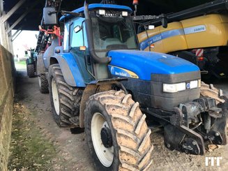 Tracteur agricole New Holland TM 120 - 3