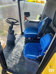 Moissonneuse batteuse New Holland CR 9070 - 7