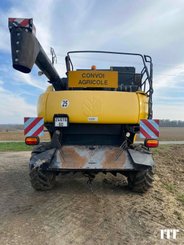 Moissonneuse batteuse New Holland CR 9070 - 4