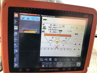 Distributeur d'engrais Amazone ZATS 4200 - 8