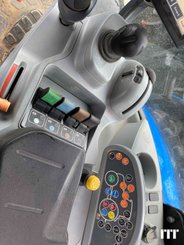 Tracteur agricole New Holland T7.230 SWII - 5
