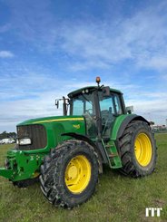 Tracteur agricole John Deere 6820 - 1