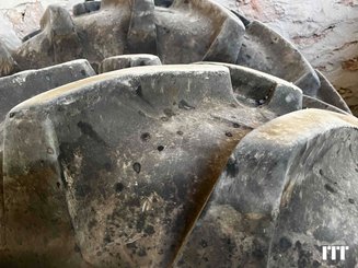 Tracteur agricole Valtra N124 - 5