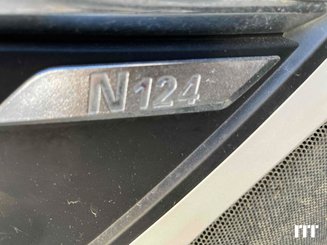 Tracteur agricole Valtra N124 - 3