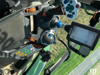 Tracteur agricole Fendt 716 - 13