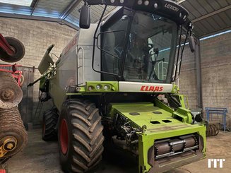 Moissonneuse batteuse Claas LEXION 760 - 1