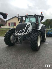 Tracteur agricole Valtra T234 - 1