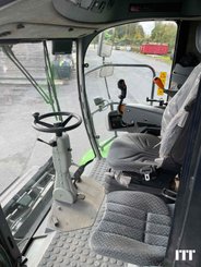 Moissonneuse batteuse Deutz-Fahr 6090 HTS - 9