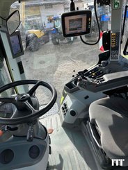 Tracteur agricole Claas AXION 800 - 10