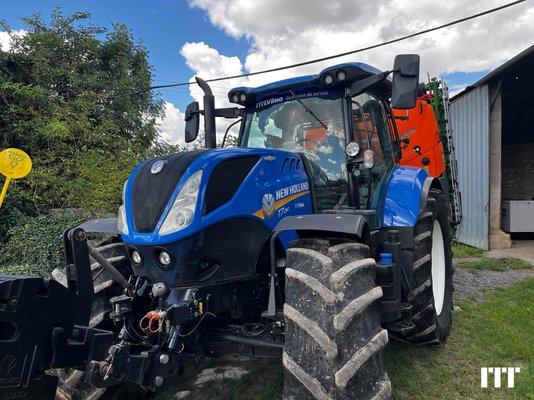 Tracteur agricole New Holland T7.210 AC - 1