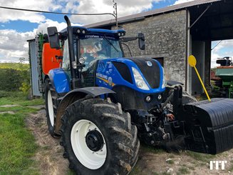 Tracteur agricole New Holland T7.210 AC - 1