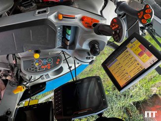 Tracteur agricole New Holland T7.210 AC - 5