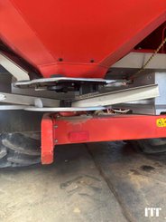 Distributeur d'engrais Kuhn AXIS 401 WT25 - 5