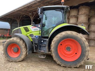 Tracteur agricole Claas AXION 800 - 1