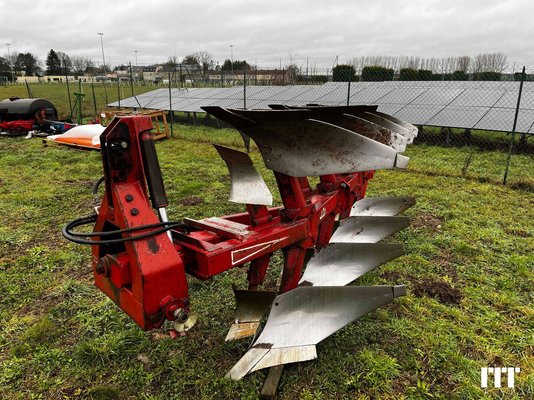 Charrue Naud 4 CORPS - 1